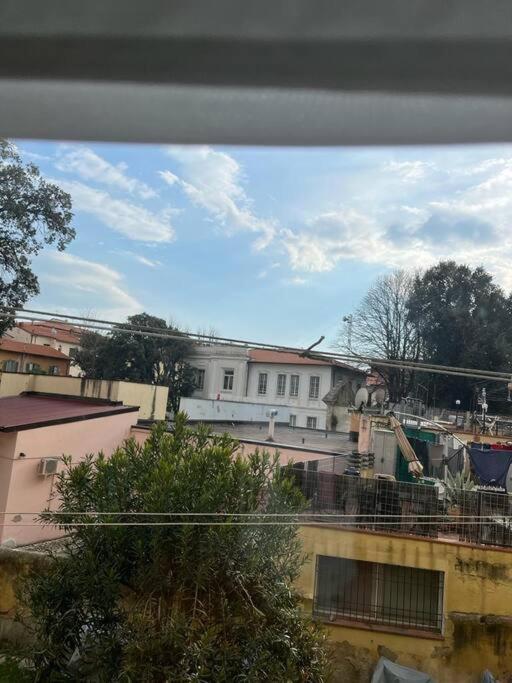 Appartamento In Centro A Ливорно Экстерьер фото